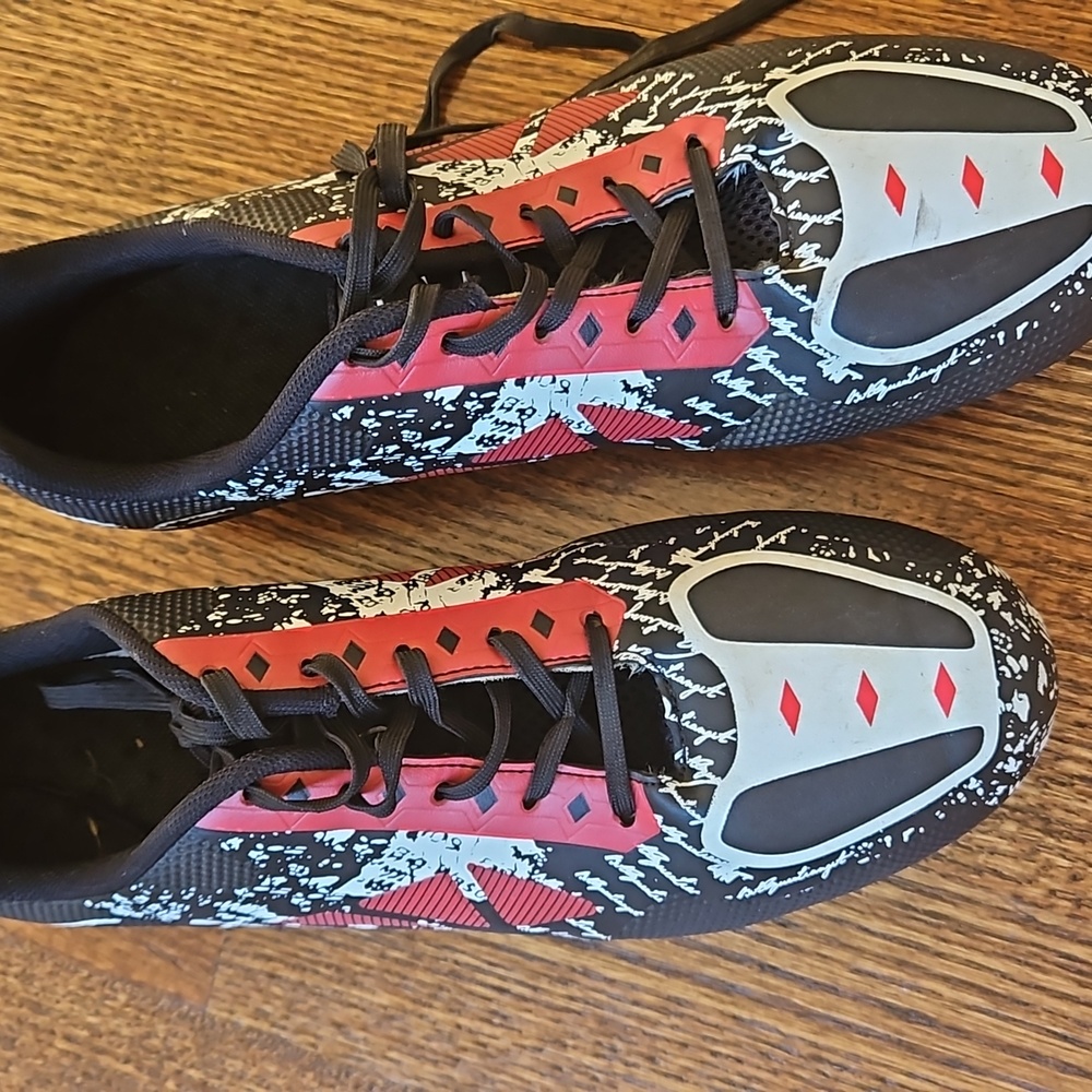 Football shoes for boys